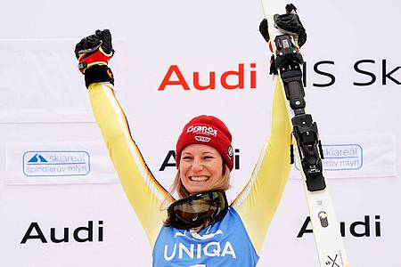 Skirennfahrerin Lena Dürr könnte bei der WM eine Medaille holen.