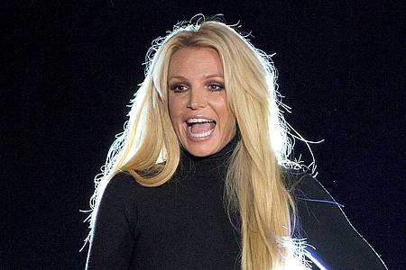 Mit ihrer Debüt-Single «Baby One More Time» (1998) war Britney Spears mit 16 Jahren auf einen Schlag international bekannt geworden.