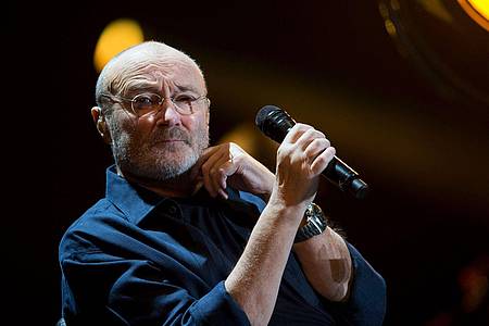 Sänger Phil Collins bei einem Auftritt in Mexiko.