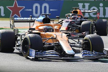 McLaren holte den einzigen Doppelsieg des Jahres 2021 in Monza. Foto: Luca Bruno/AP/dpa