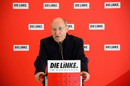 Der frühere Linken-Vorsitzende Gregor Gysi plant eine Initiative zur Rettung seiner Partei.