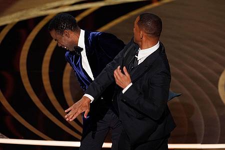 Der Skandal: Will Smith verpasst Moderator Chris Rock bei der letzten Oscar-Gala eine Ohrfeige.