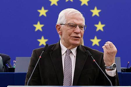 Der EU-Außenbeauftragte Josep Borrell erwartet keinen schnellen Durchbruch bei den Verhandlungen um ein russisches Öl-Emargbo der EU.