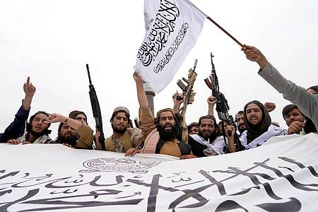 Taliban-Kämpfer in Kabul: Die Islamisten weisen die Vorwürfe als «Propaganda» und «unwahr» zurück.
