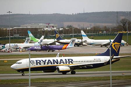 Ryanair steht wegen diskriminierenden Sprachtests in der Kritik.