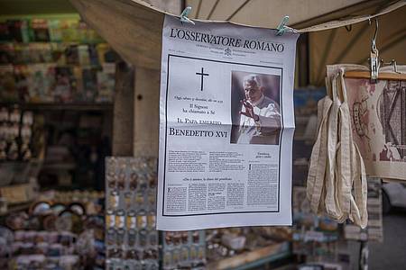 Die Titelseite der amtlichen Vatikanzeitung «L?Osservatore Romano».
