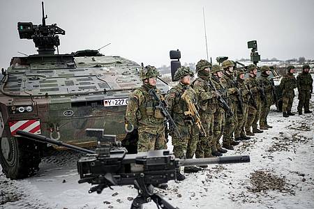 Mit der Führung der Nato-Truppe VJTF stellt Deutschland auch etwa 8000 Bundeswehrsoldaten bereit.