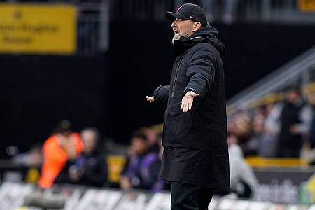 Jürgen Klopp und der FC Liverpool kassierten bei den Wolverhampton Wanderers eine herbe Niederlage.