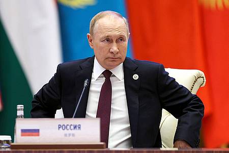 Kritisiert den Westen, dass die Ukraine mit Waffen und militärisch wichtigen Informationen versorgt wird: Wladimir Putin.
