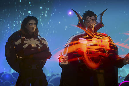 Captain Carter und Doctor Strange im Weltall
